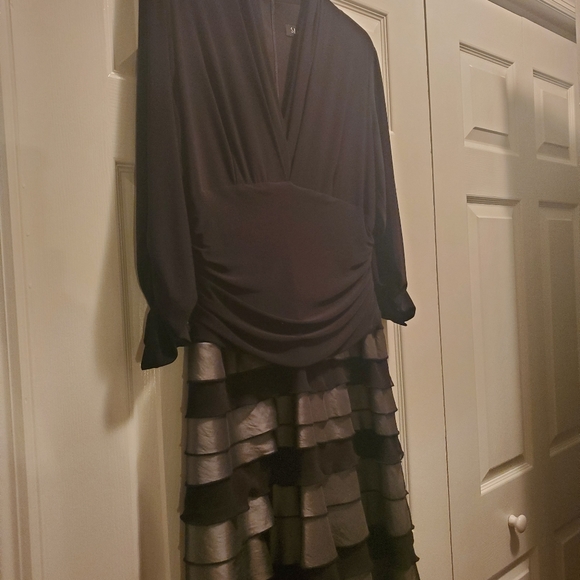 Cocktail Dresd - Picture 3 of 3